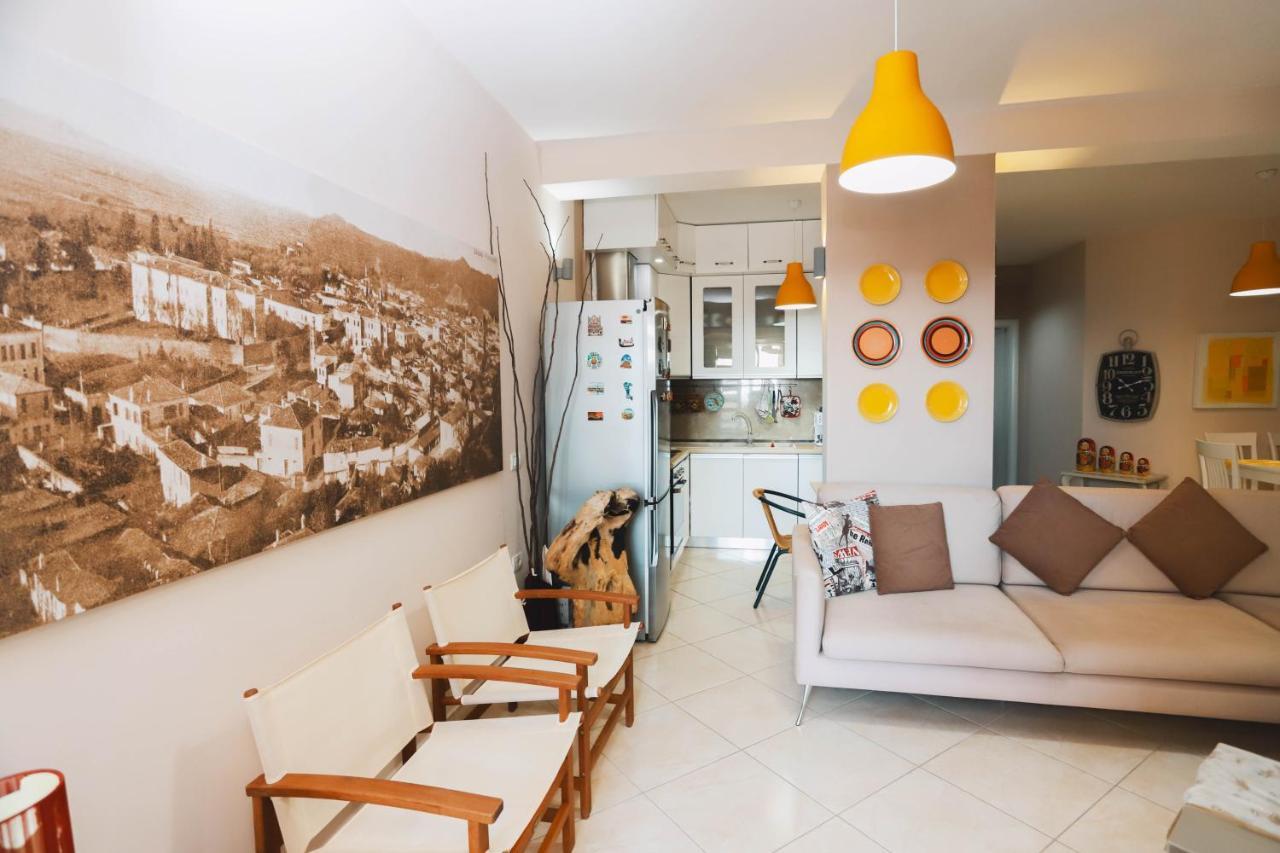 Large Apartment Near The Seaside Boulevard Lungomare Vlorë Eksteriør bilde